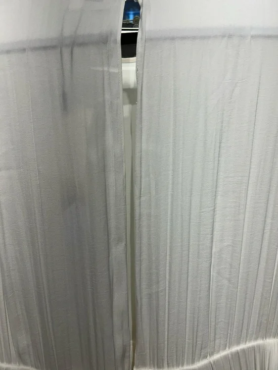 ELIZABETH & JAMES Ivory Pleated Long Sleeve Maxi Dress - Picture 4 of 5